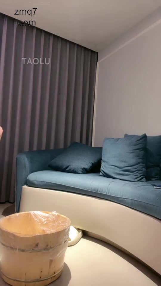 生活化伺候主人洗脚