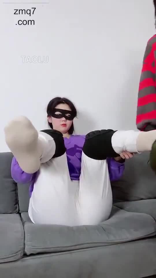 奴下奴 喝女奴圣水