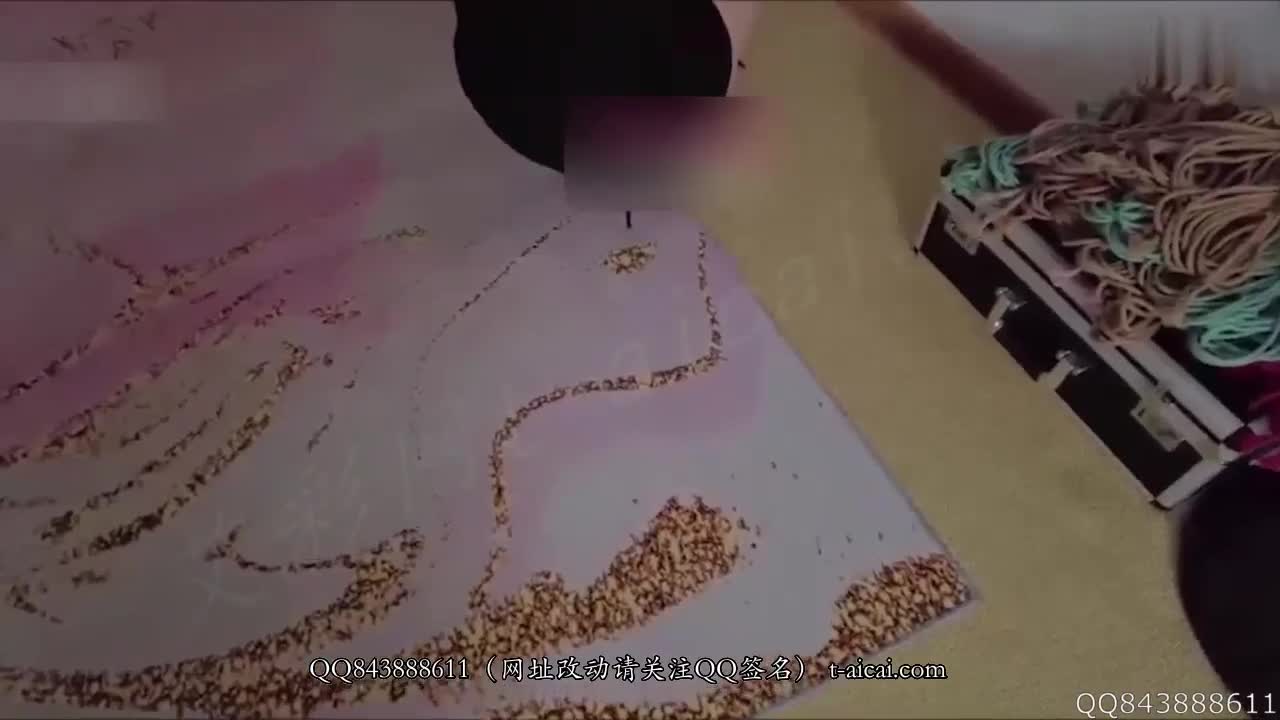 踩踏女奴 闻舔丝袜脚 鞭打 耳光 骑马调教