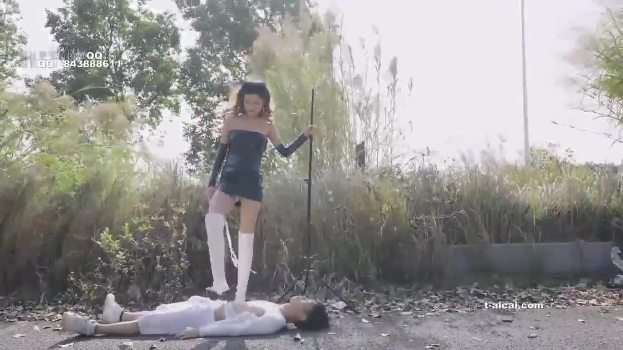 户外 虐废狗奴