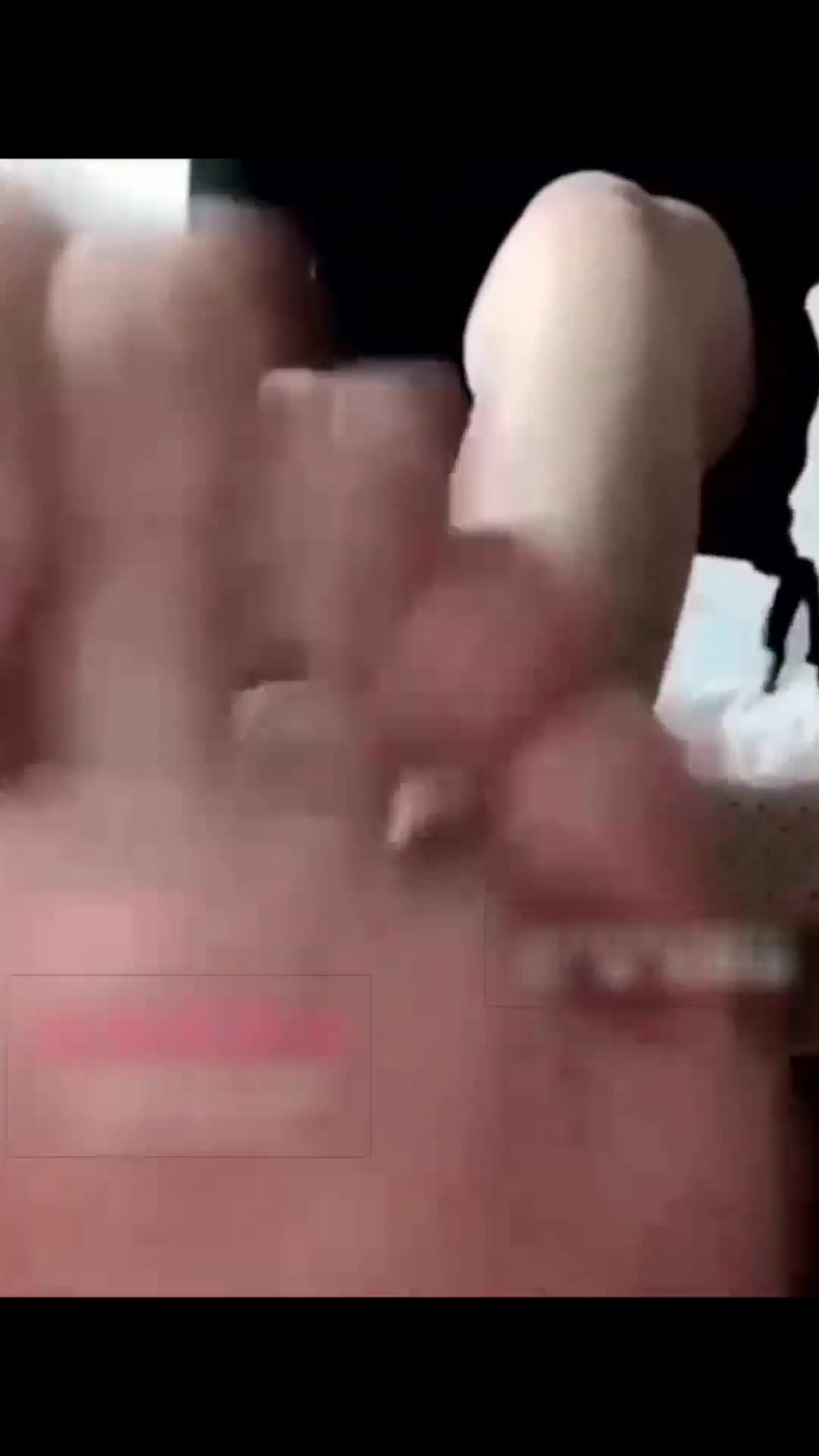 超美178cm长腿女学生模特素人 pov 无意识辱骂 脚底 踩废