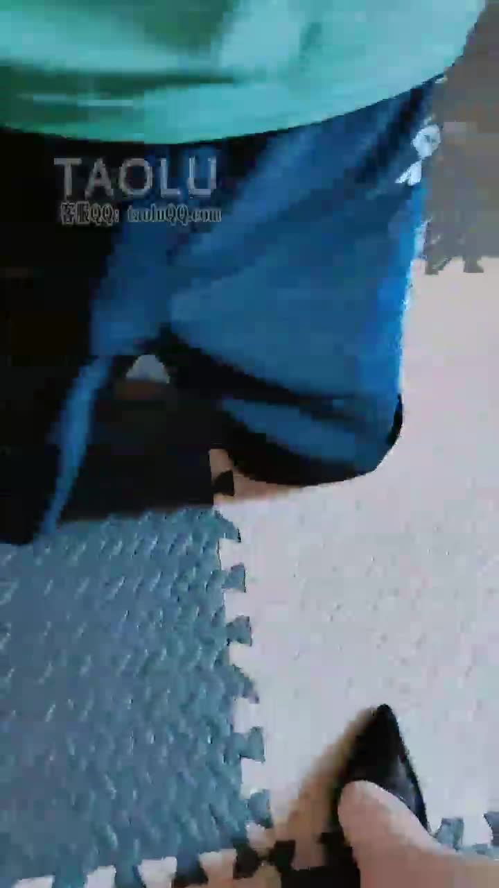 你的晚餐又开始了 高跟虐狗 圣水