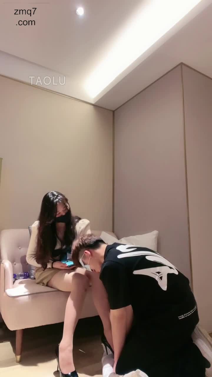 诱惑备战考试的弟弟