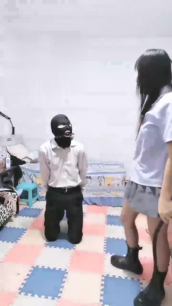 晚上没事 收拾贱奴隶