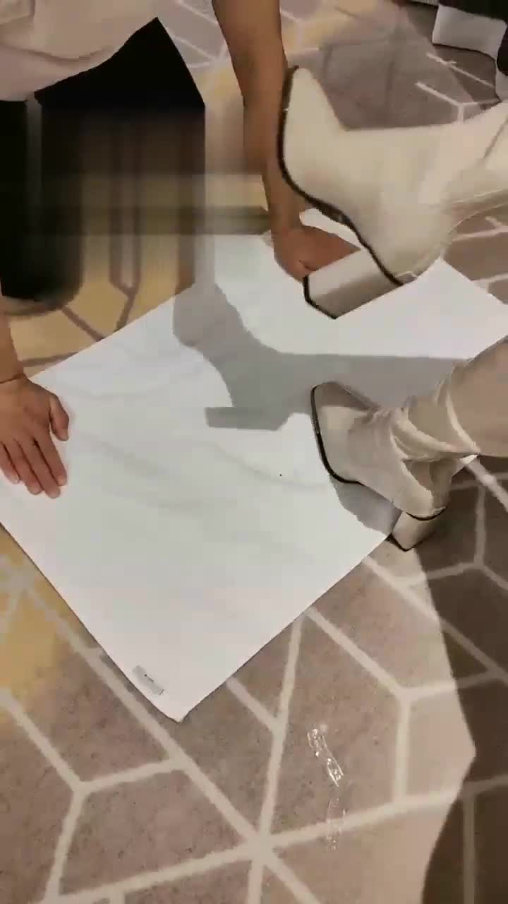 情侣主第二次直播 玩狗