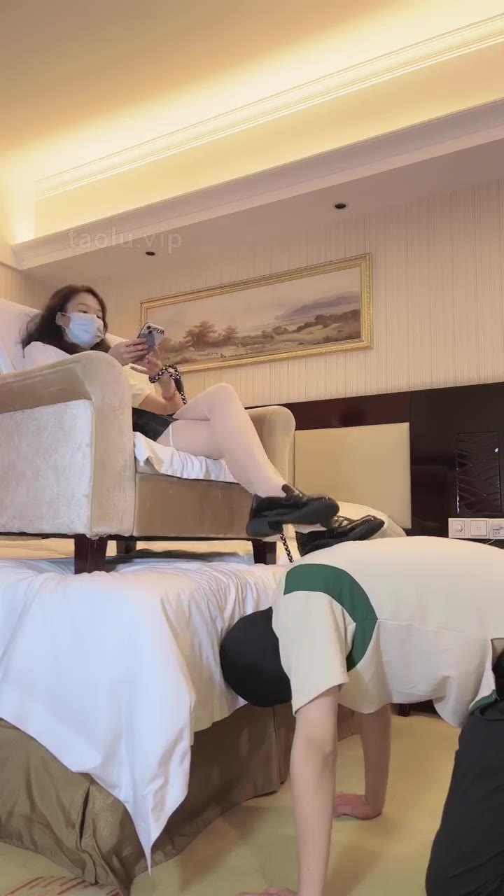 JK白丝T弟弟