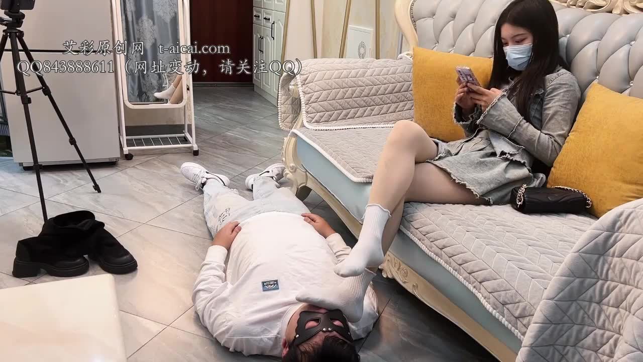 舔干净这双超脏的长靴