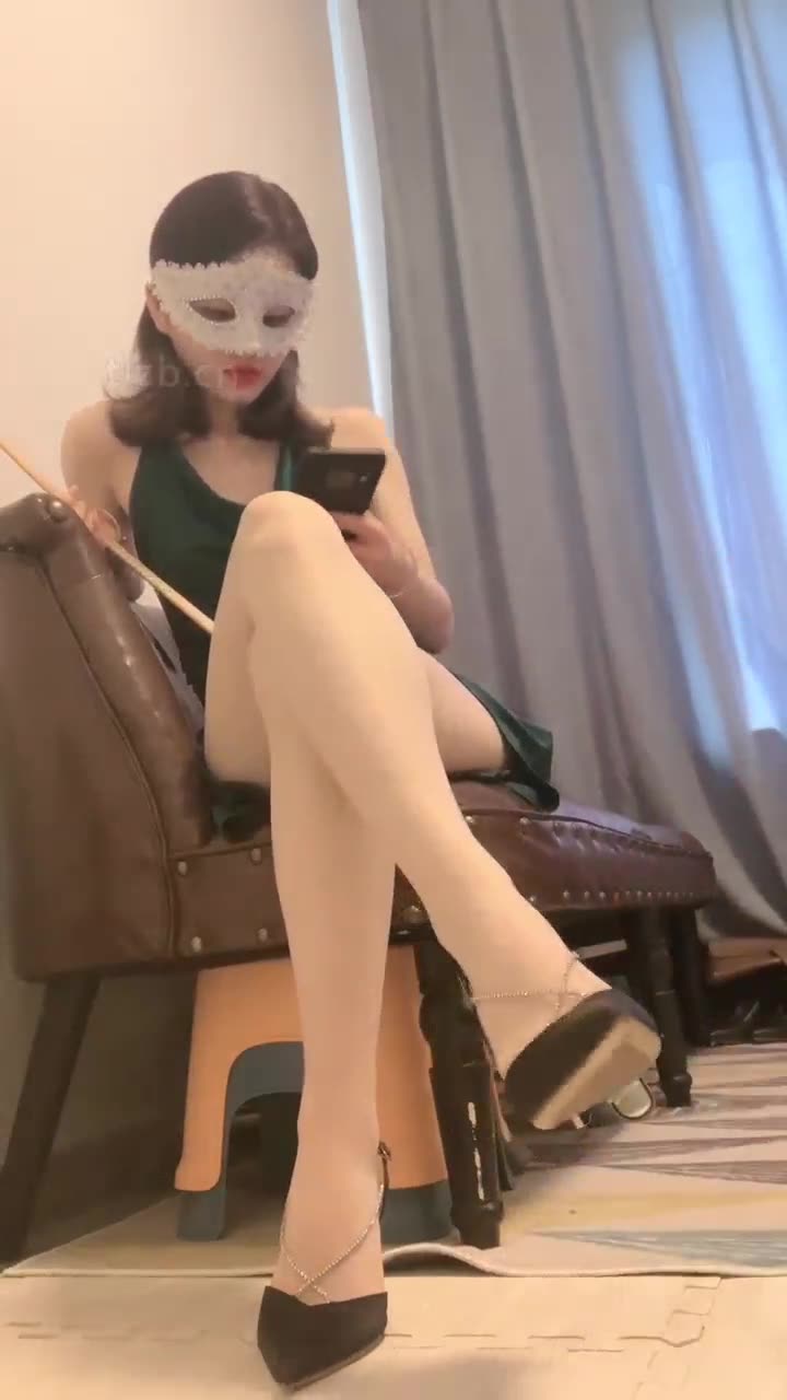 训奴舔脚