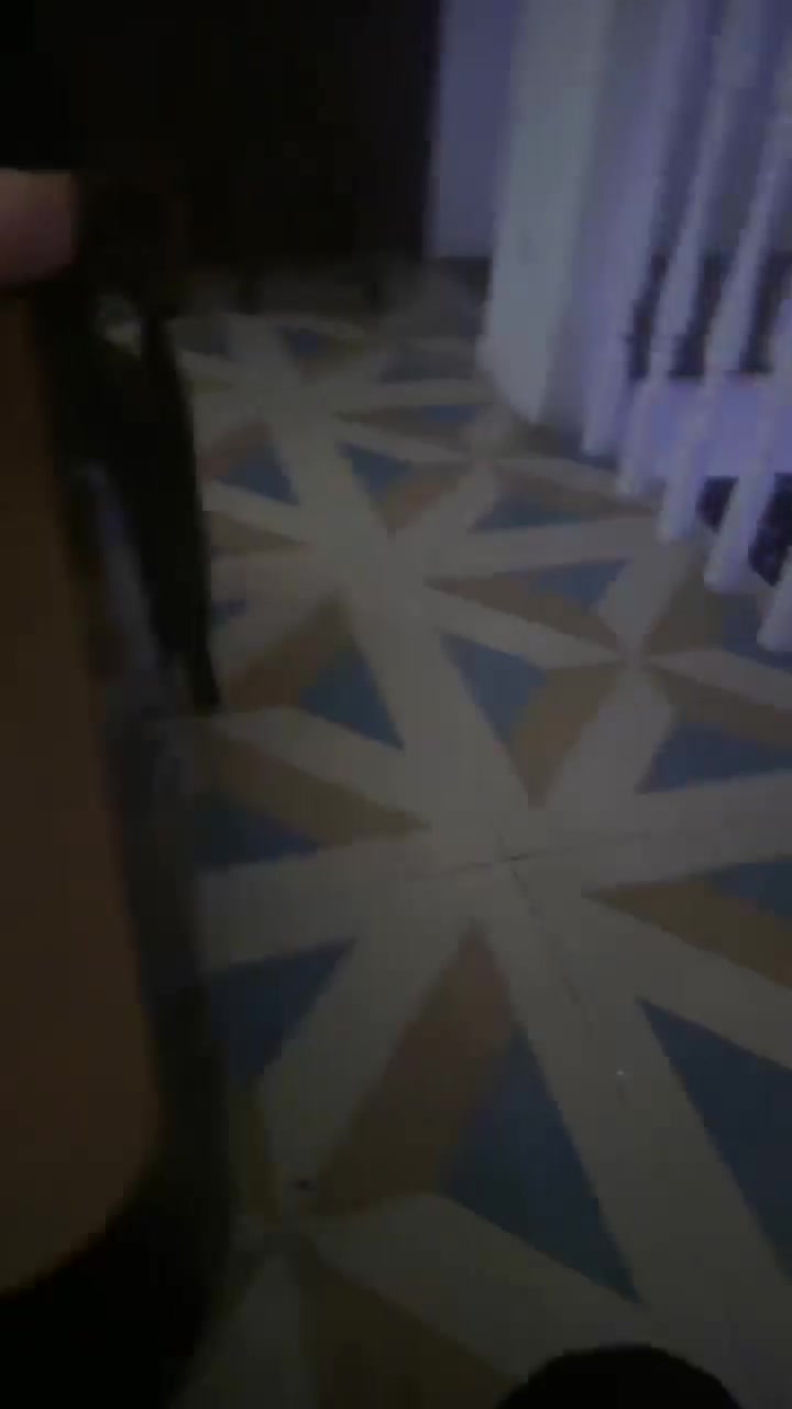 酒吧开发175双模特