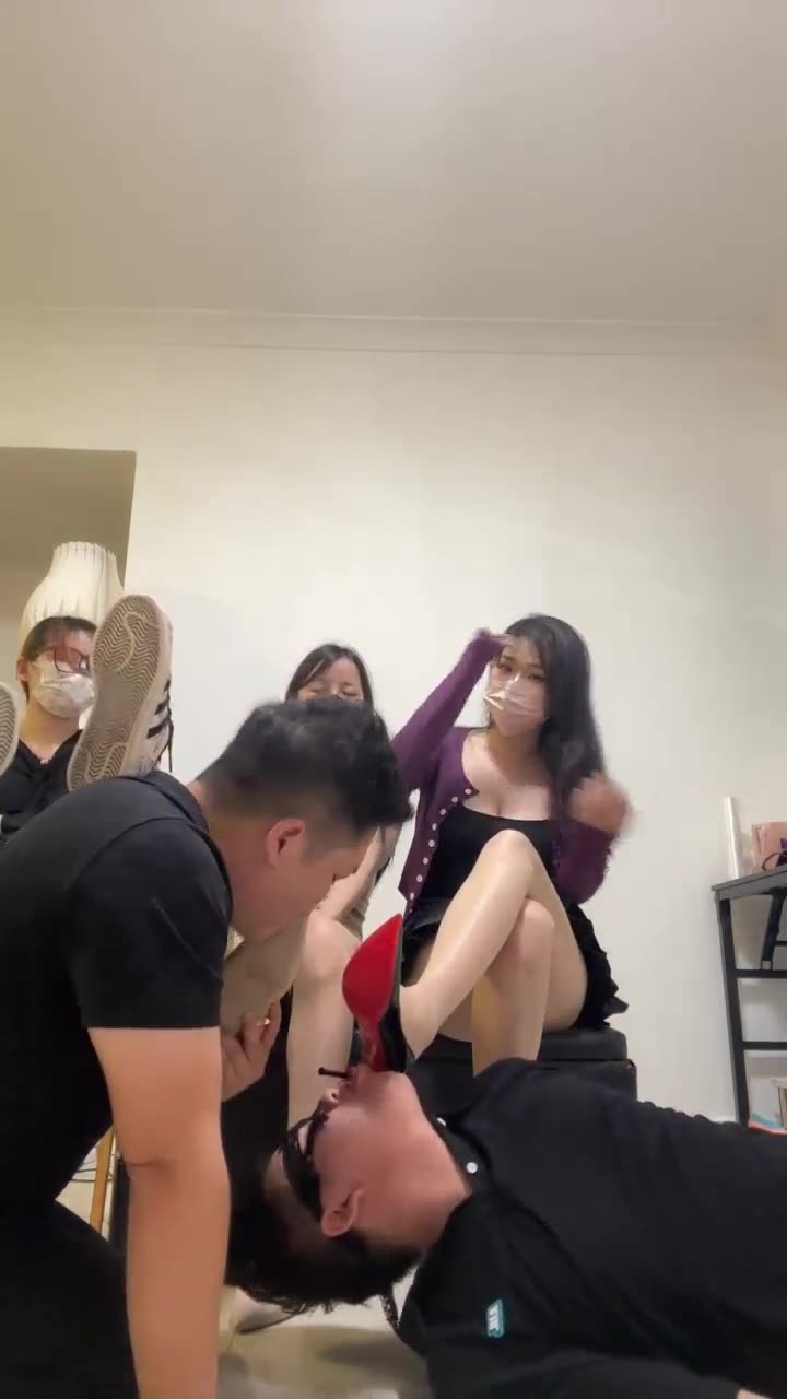 暴力群调 超多玩法