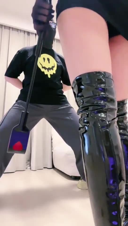  带素人闺蜜 踢个痛快