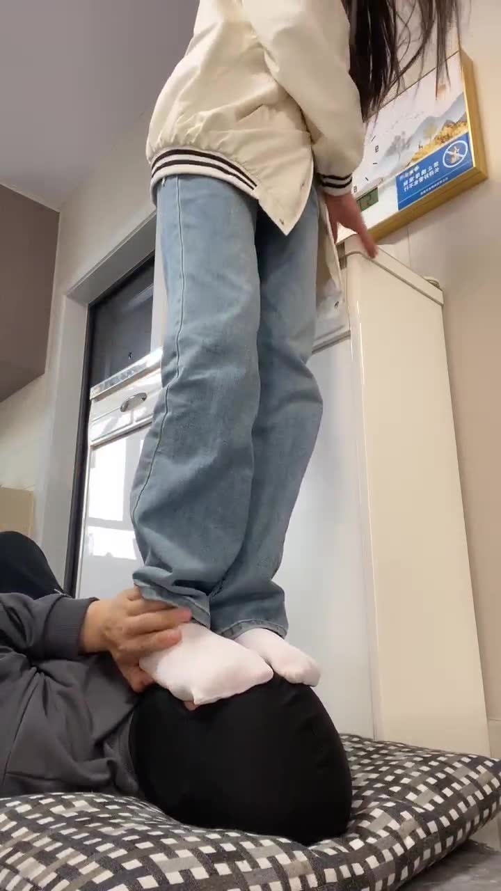 小妹妹们群踩