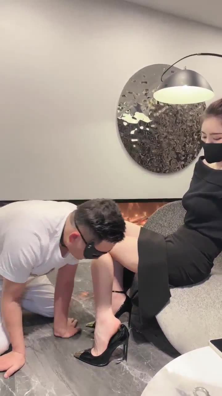 脚奴初体验之洗脚