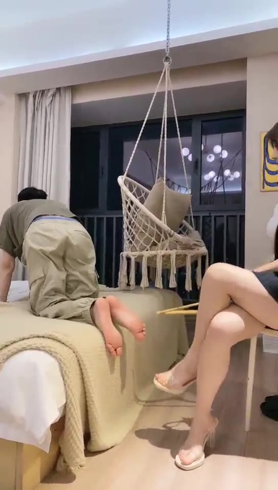透明高跟 钻跨 打脚心手心