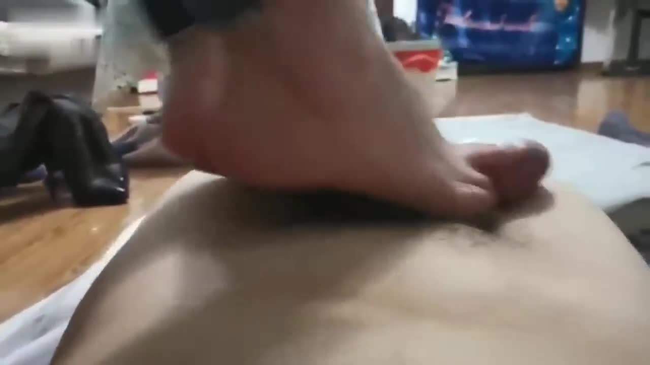 肉丝攻略吐奶全程语言