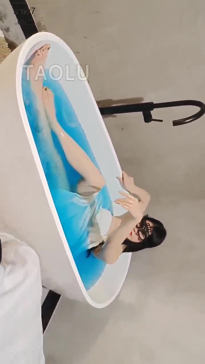 blue temptation, femdom foot slave