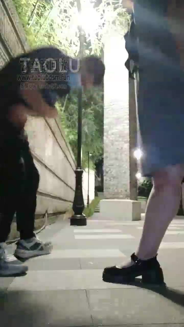 户外调教 舔脚 遛狗