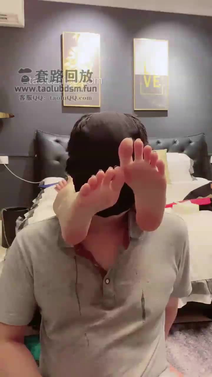 恋足场 吃J液 内内套头