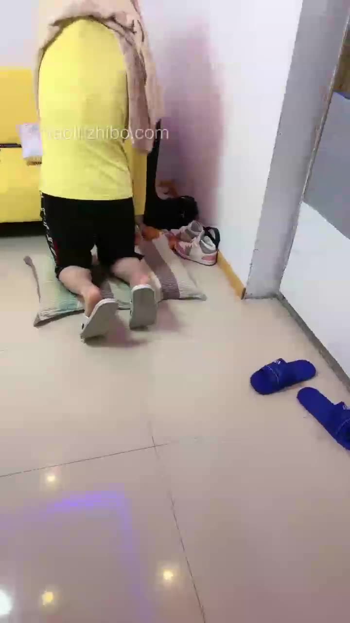 八百鞭