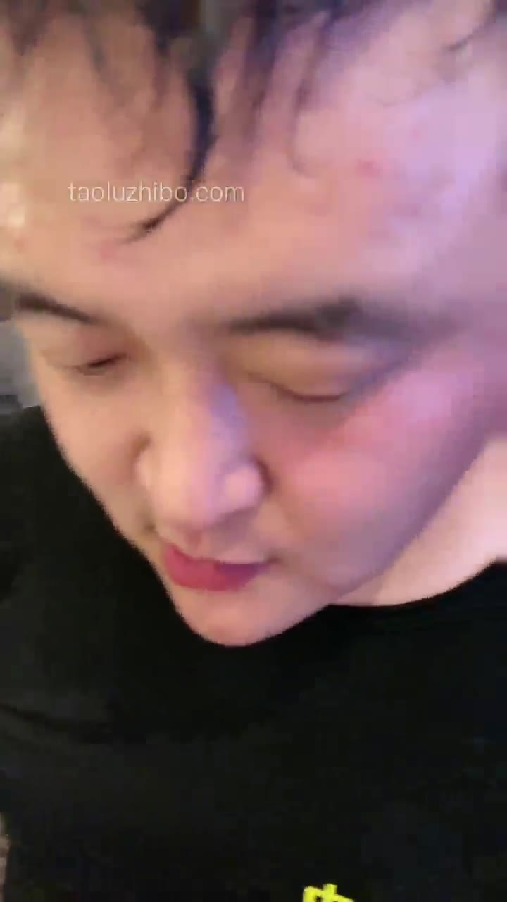 脚奴来舔