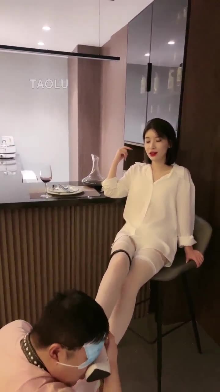 强烈推介 调教 酒吧主题