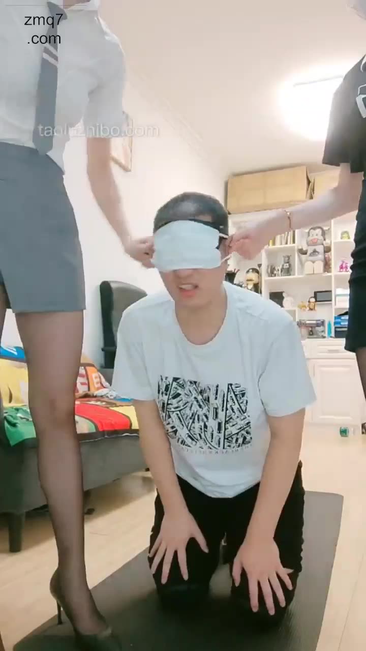 带素人长见识 大量圣水 口水咀嚼物