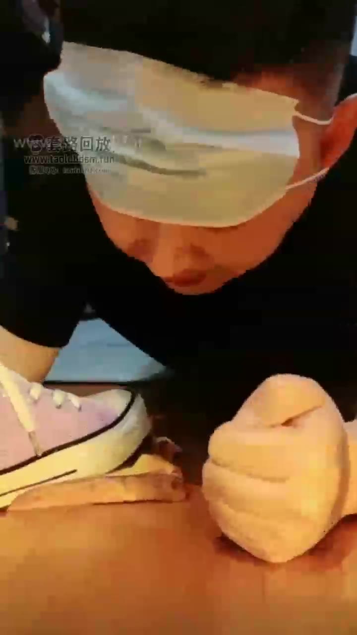 学长上瘾了 轻松被榨成ATM
