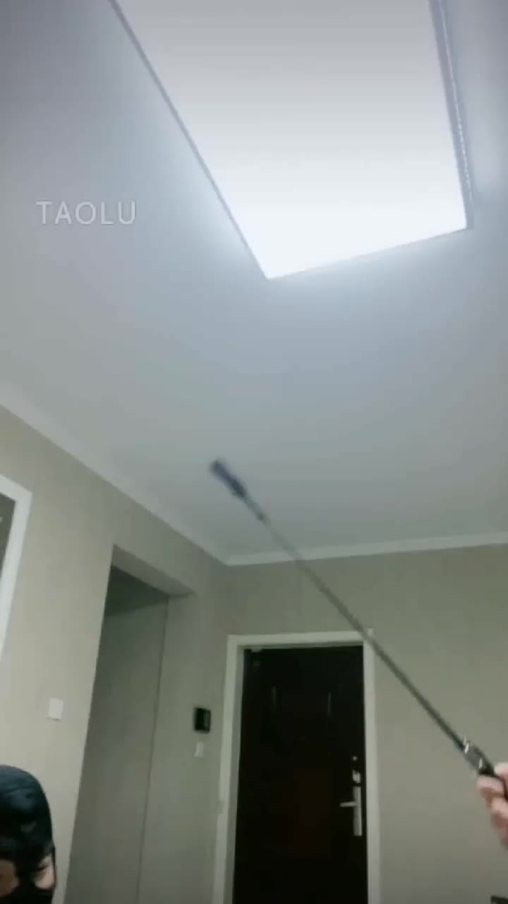新袜子效果不错 贱奴看到后一直发骚