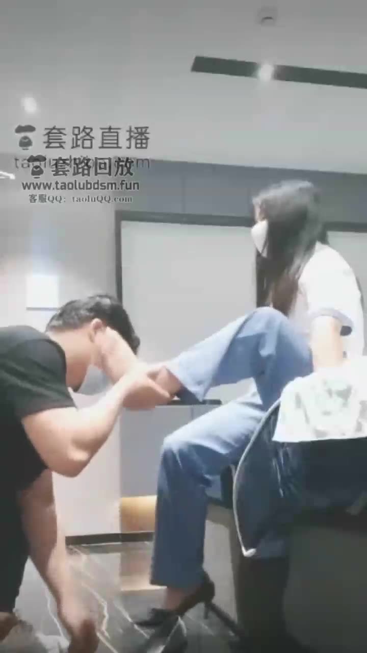 佳丽技师 极致汗脚 插嘴 踢裆 羞辱