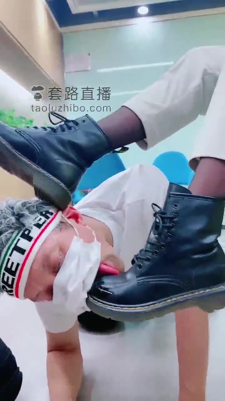 大叔和女奴小七的开发场