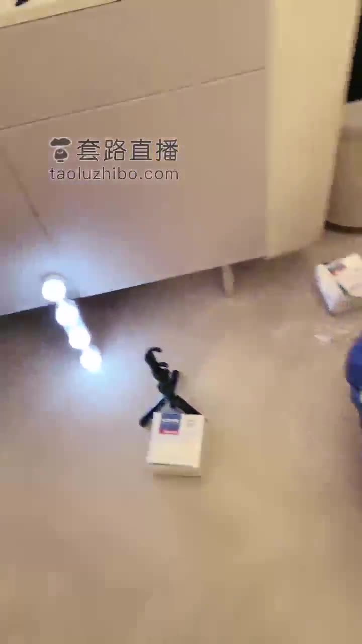 戏耍表妹