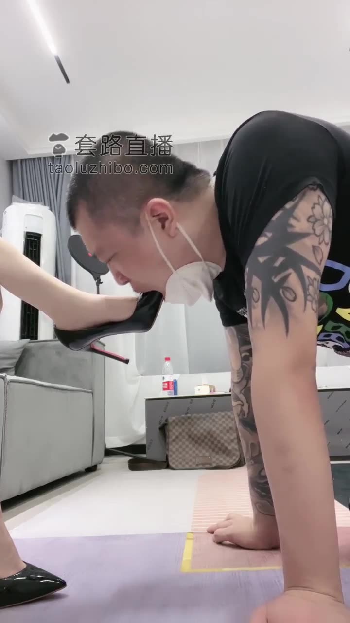 重度暴力调教 惨叫不断