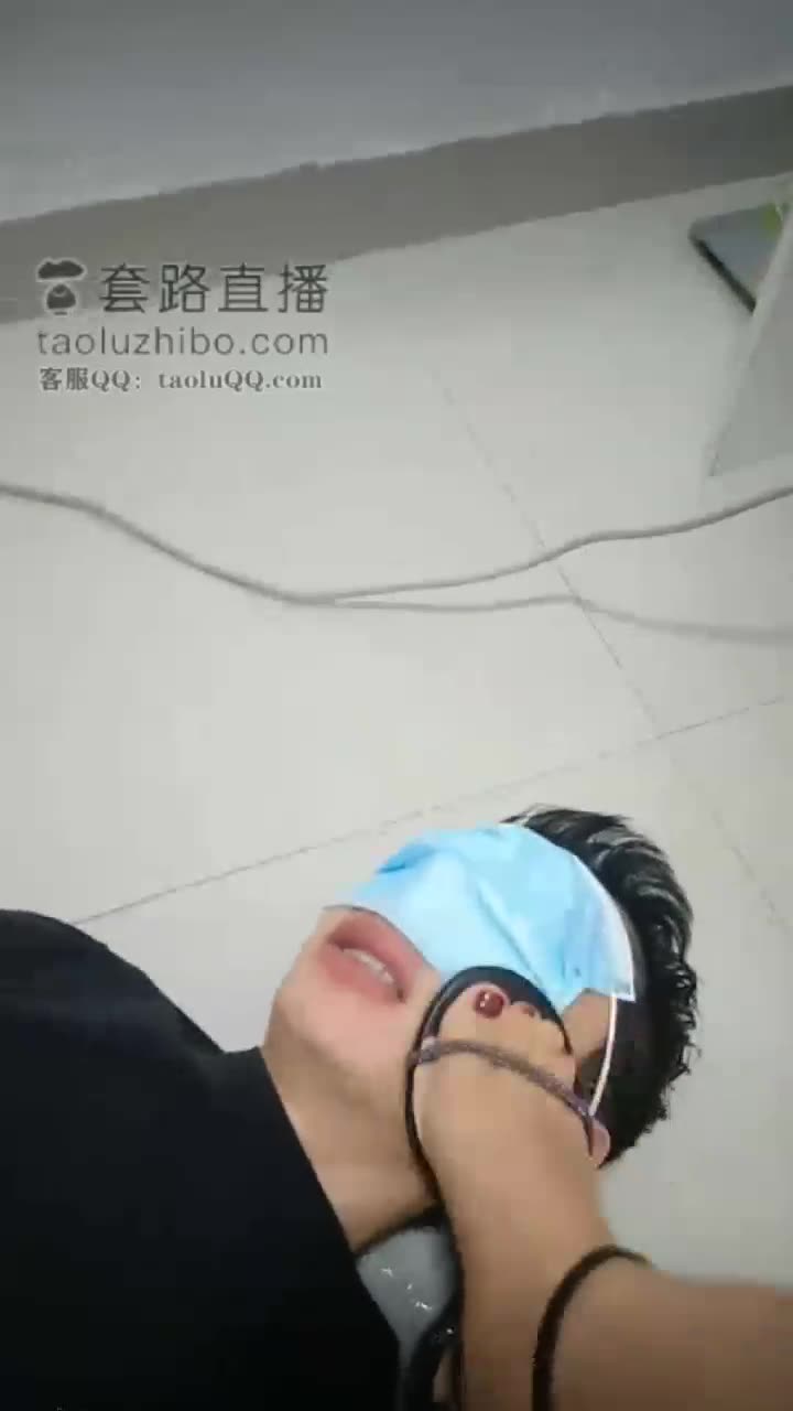 新人 首次调教贱狗