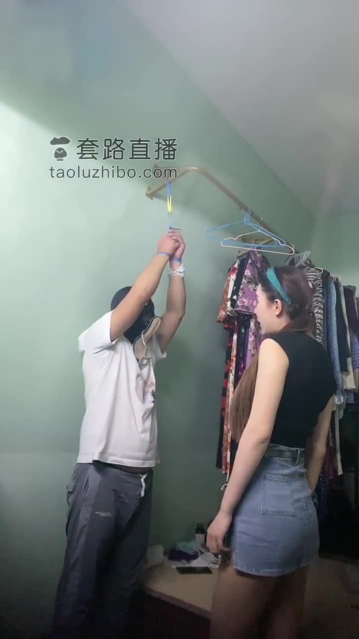 187环球小姐姐的圈养奴