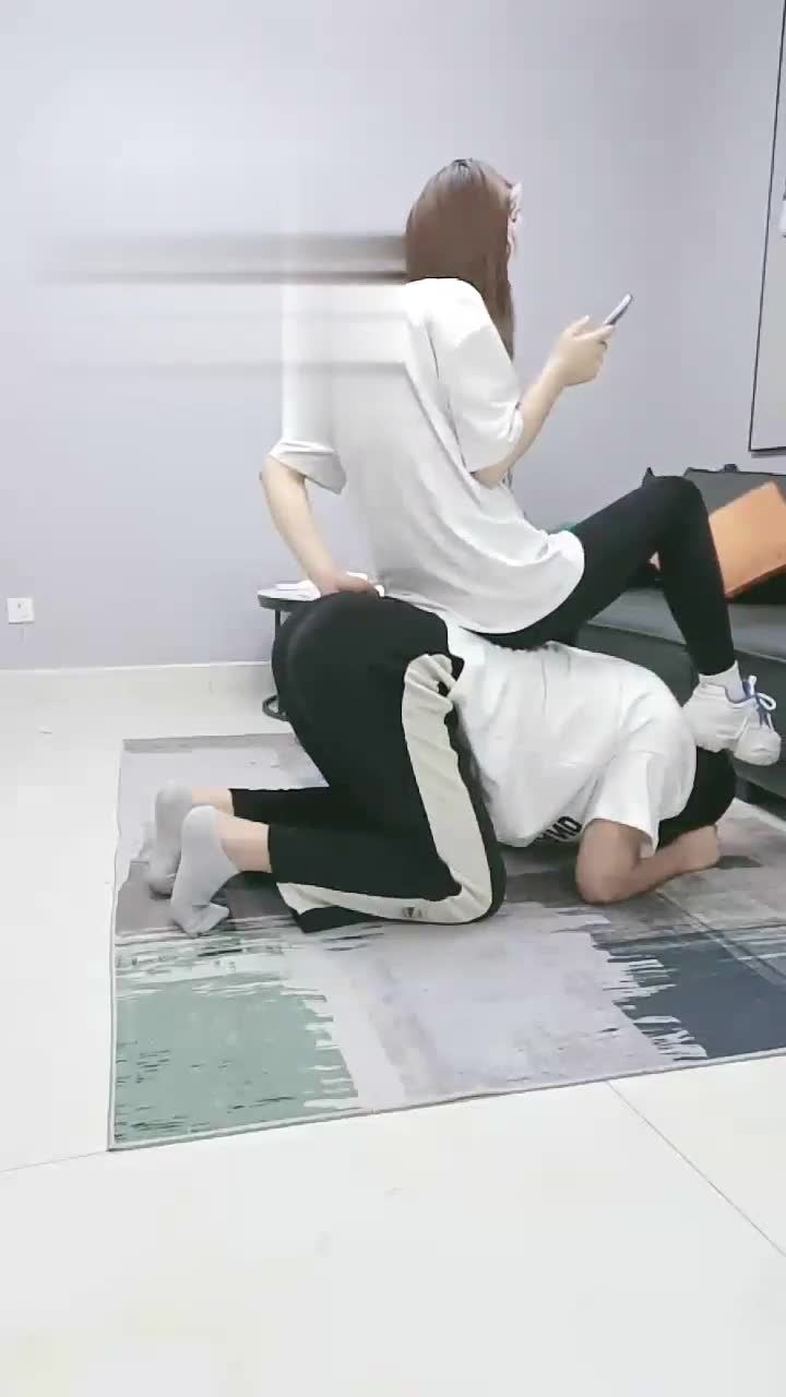踢踹 调教