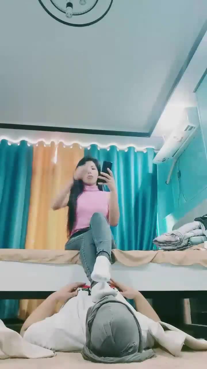 调教家奴 靴子除臭