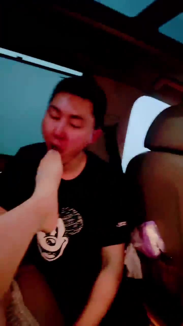 车库里开发一个贱货