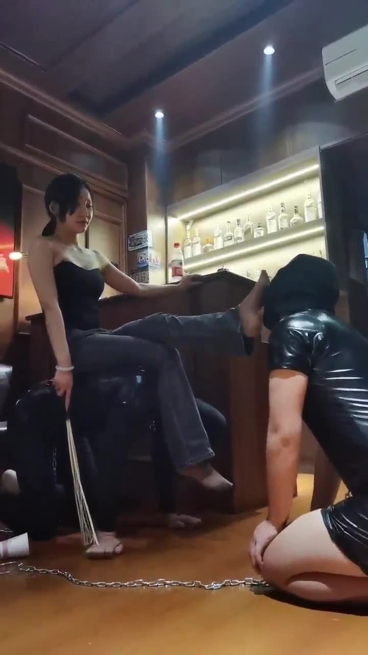 圈养生活