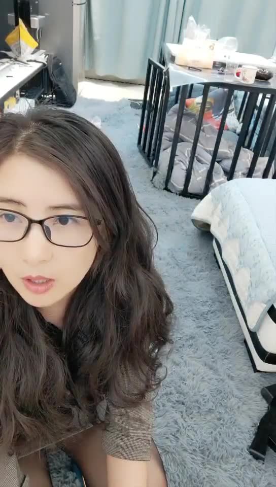 圈养 喂食 鞭打 虐乳