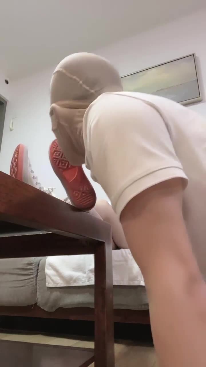 强烈推介 帆布鞋 白袜 调教