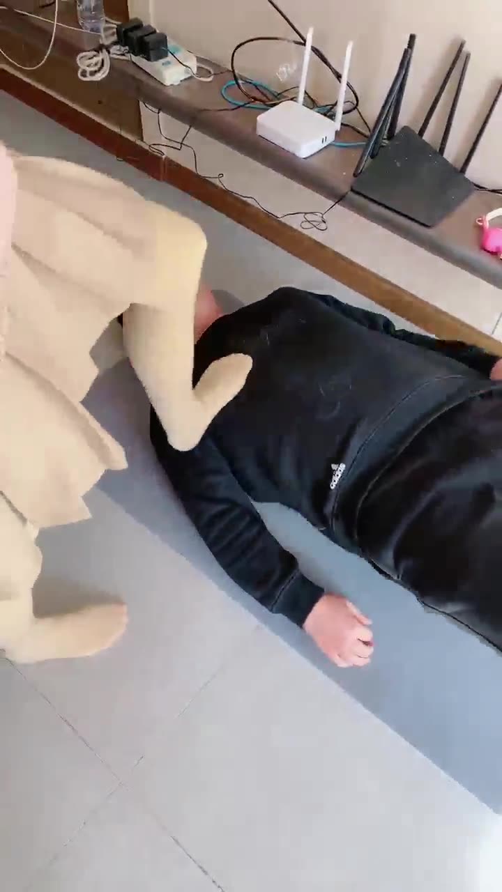 调教原子的闺蜜小兔牙