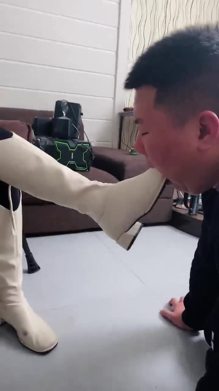调教 素人啤酒销售员