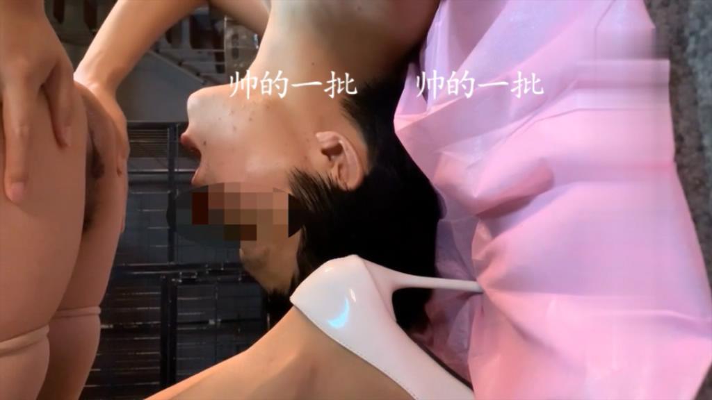 兰兰s,美臀做脸窒息，圣水羞辱贱畜