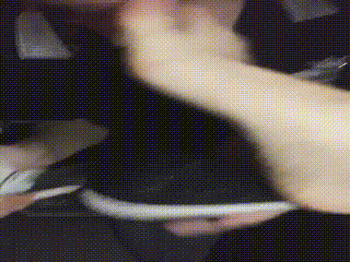 女s 公交车上裸足诱惑m