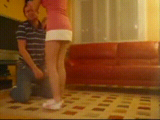暴力踢裆