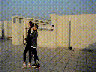 户外骑马踩踏调教